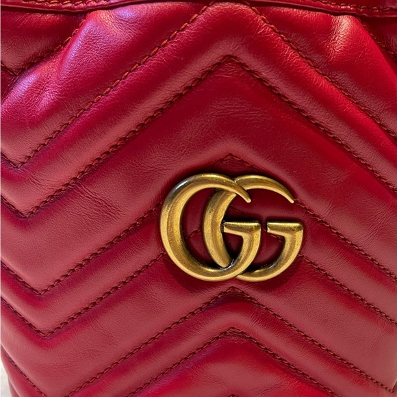 Gucci Mini Bucket Bag - Picture 4 of 12